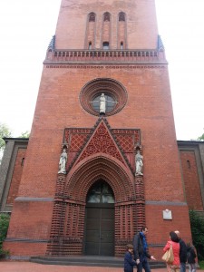 The Spirit moved me to Sankt Marien Katholische Kirche in Hannover, Germany for Sunday Mass.